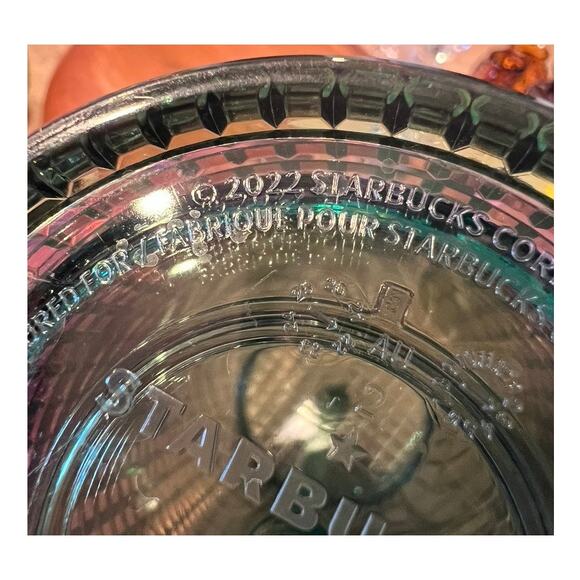 Starbucks 2022 RAINFOREST Green Iridescent Grid Cold Cup Tumbler Venti24oz Drink - Picture 8 of 9